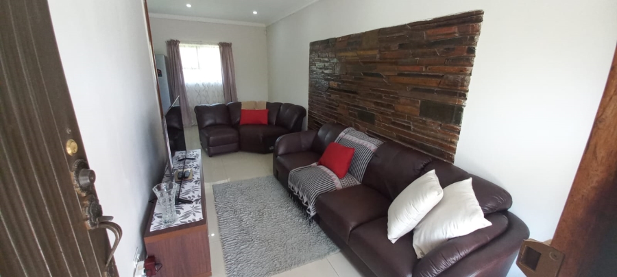 9 Bedroom Property for Sale in Hospitaalheuwel Free State